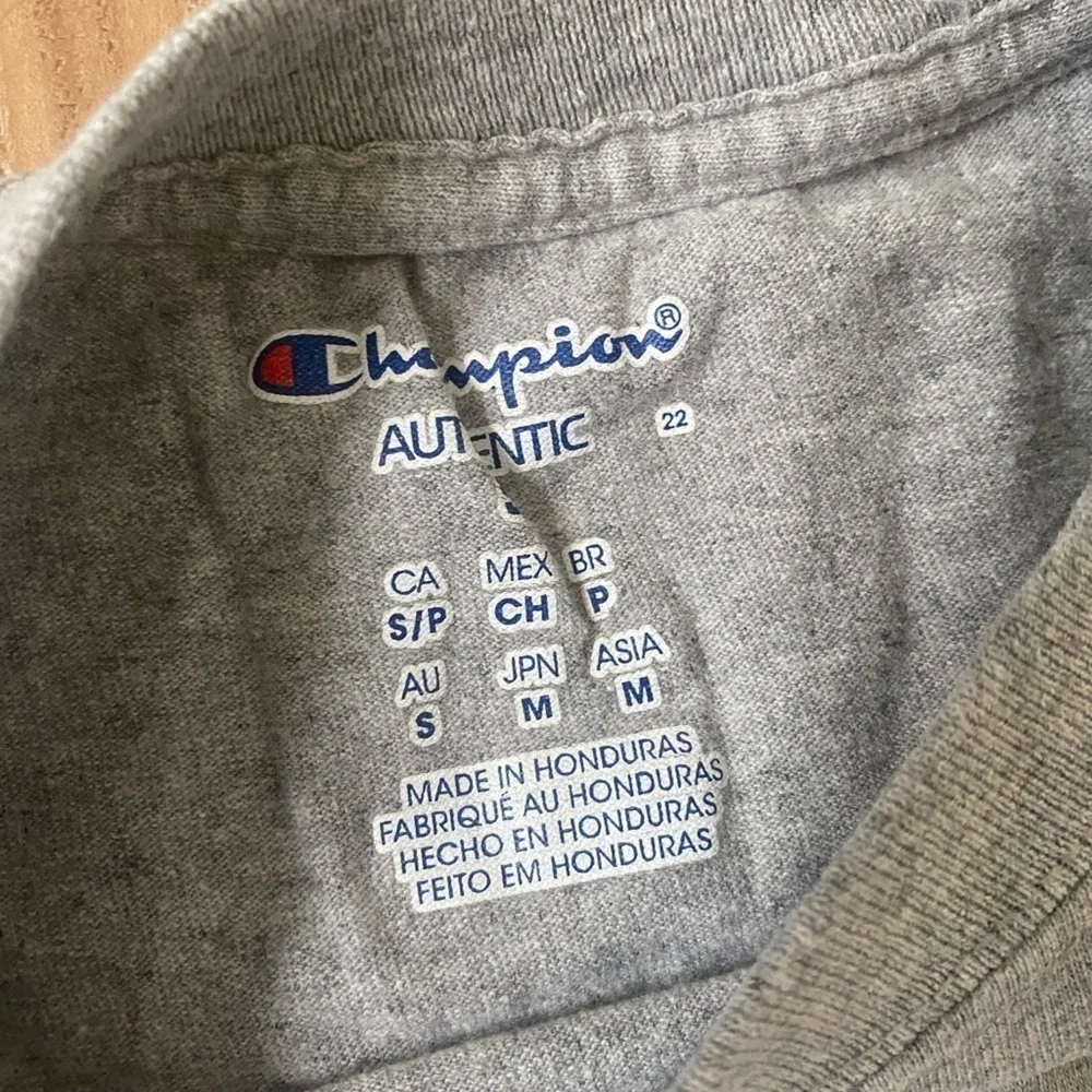 Champion Authentic’s Basics T-Shirt - Picture 5 of 6